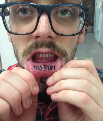 59 Painfully Cool Inner Lip Tattoos