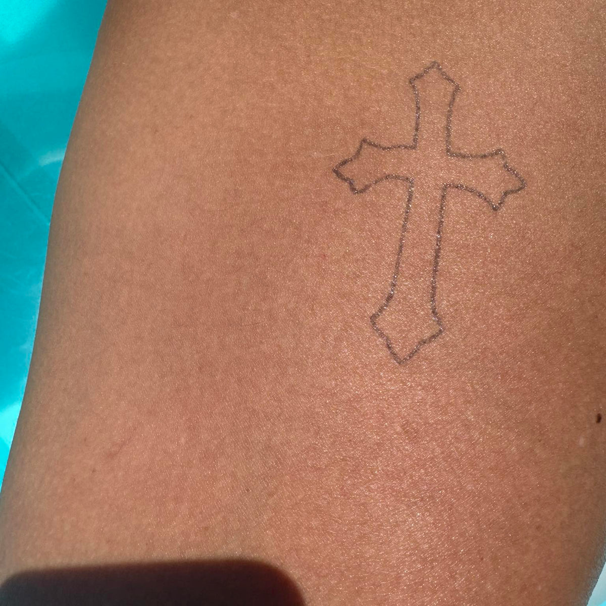 Semi-Permanent Tattoo - Celtic Cross – Tattoo for a week, image size:1200x1200