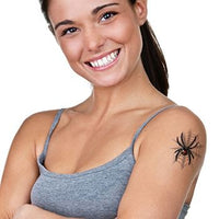 Schwarze Witwe Auf Spinnennetz Tattoo