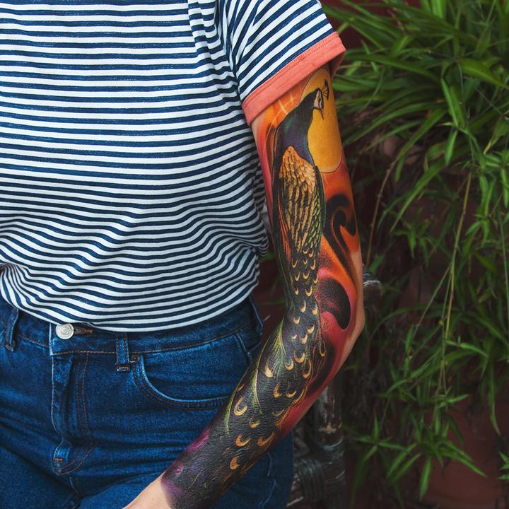 Full Sleeve Arm Tattoo Pfau - Tattoonie