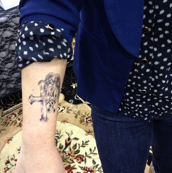 Ange Saint Croix Skyn Demure Tattoos