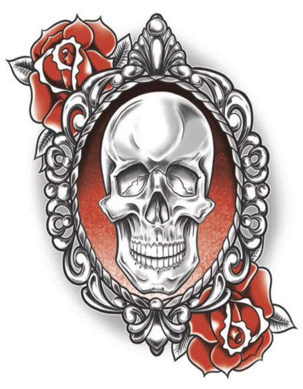 Gothic Crâne & Roses Tattoo