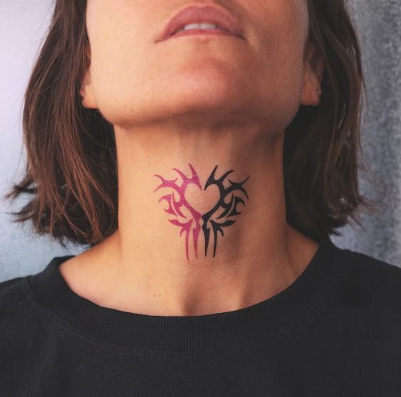 Tatuagem temporária de coração tribal - Tattoonie