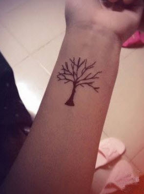 Schwarze Bäumen Tattoos (2 Tattoos)