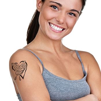 Tatuaje temporal de mariposa del corazón / Tatuajes temporales de