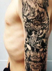 Tatuaggio Manica Drago Cinese & Guerriero