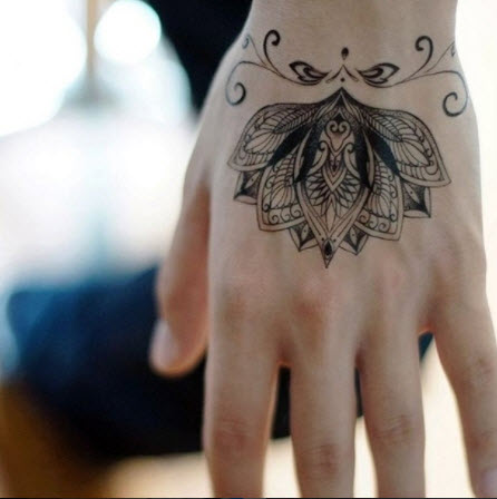 Jewelry Flower tattoo by Anastasia Agapova | Photo 22996