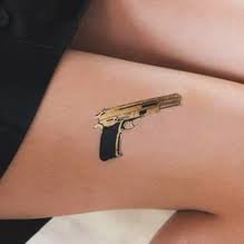 La Pistola d'Oro - Tattoonie