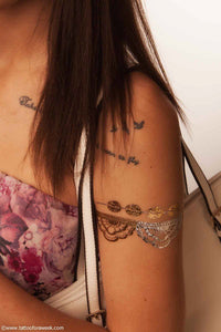 Tatuaggi Henné Chicchi Metallici