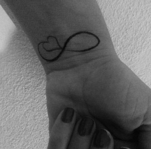 Fine Line Infinity Symbol Temporary Tattoo - Set of 3 – Little Tattoos