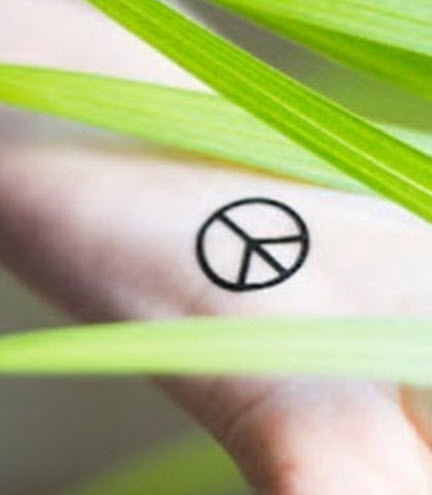 Lady GaGa - Peace Tattoo