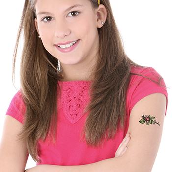 Marienkäfer Auf Blättern Tattoo