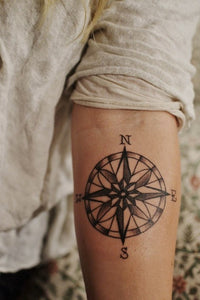 Strepik Kompass Tattoo