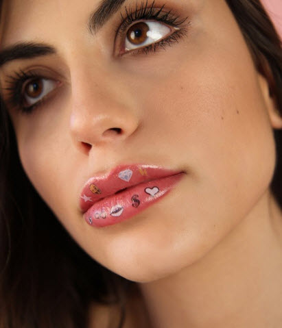Amazon.com : Umama Tattoos 1 Sheet Red Lips Kiss Temporary Tattoos for Men  Women Lips Lipstick Sexy Love Cartoon Drawing Sticker Transfer Art Fake  Tattoo Painting Designs Sexy Body Multicolor 8X4 Inch :