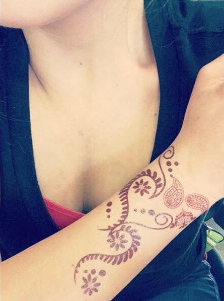 Natärliche Henna Tattoos