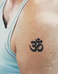 Tatuagem Om Shanti