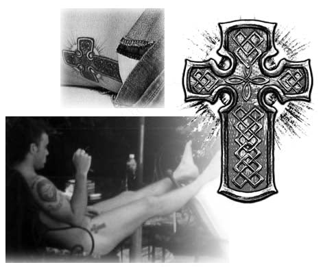 Robbie Williams - Tatuaggio Croce Sacra