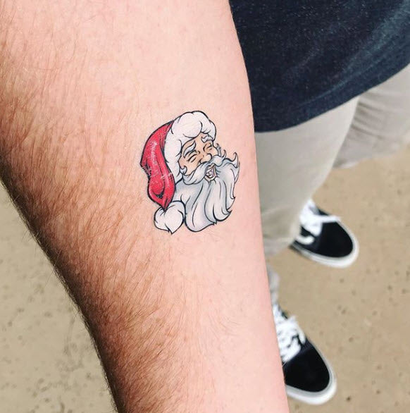 Père Noël Avec Barbe Tattoo