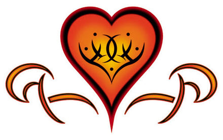 Tatuaje Tribal Del Corazón Caliente