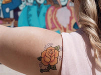 Klassische Gelbe Rose Tattoo